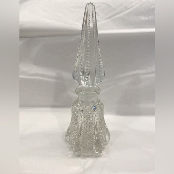 Other - BEAUTIFUL VINTAGE PERFUME BOTTLE  MADE OF HEAVY CUT GLASS